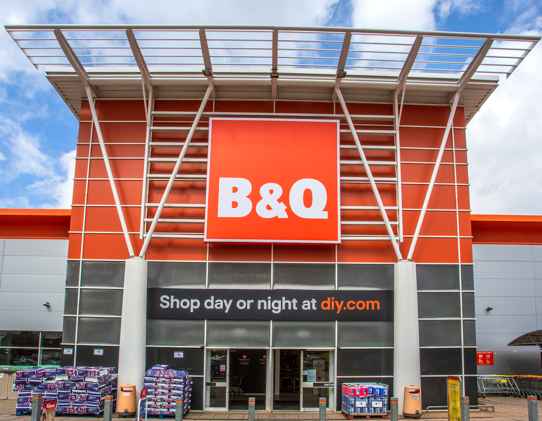 Crown Hill Retail Park, Plymouth - Picture 2022-10-14-10-53-25