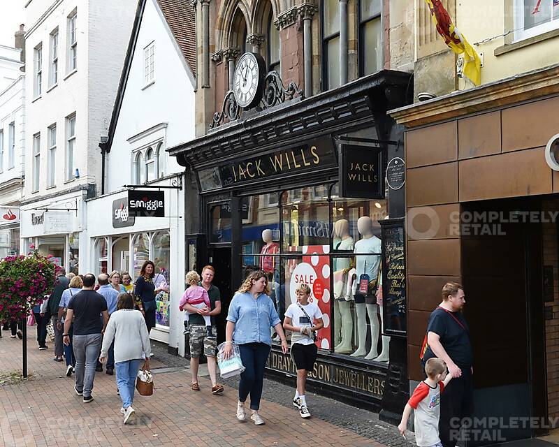 4 Fore Street, Orchard Shopping Centre, Taunton - Picture 2019-08-20-16-15-43
