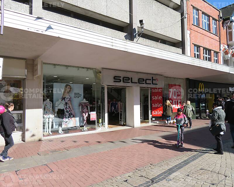 170 High Street, Southend-on-Sea - Picture 2018-04-19-10-52-18
