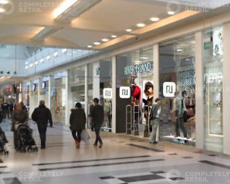 Unit 34 Kings Mall, The Thistles Shopping Centre, Stirling - Picture 2020-01-28-12-49-04