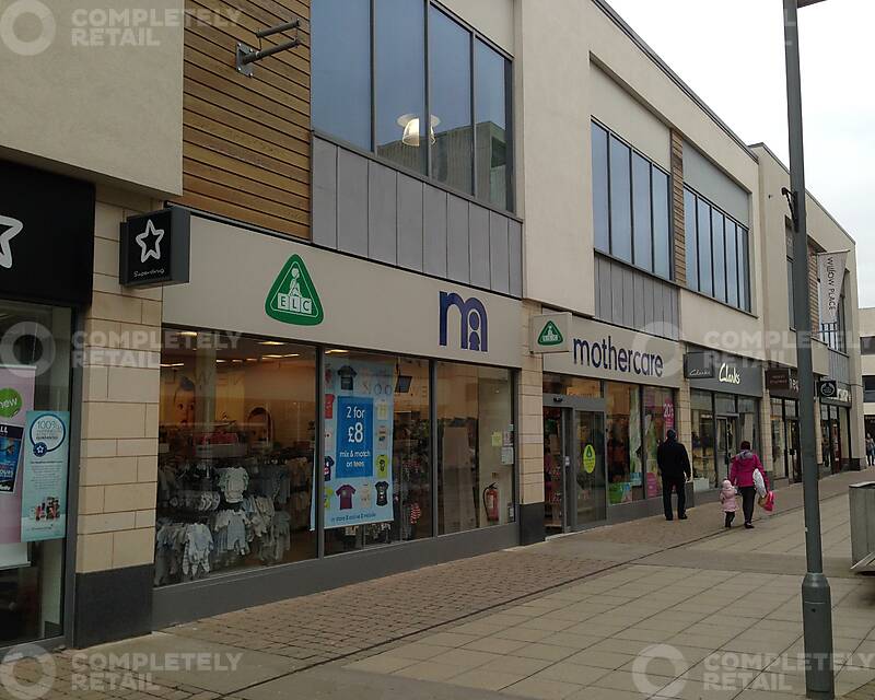 13-15 Willow Place, Willow Place & Corby Town Shopping, Corby - Picture 2019-04-30-12-58-17