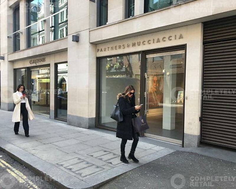 45 Dover Street, City of London - Picture 2019-05-20-10-27-37