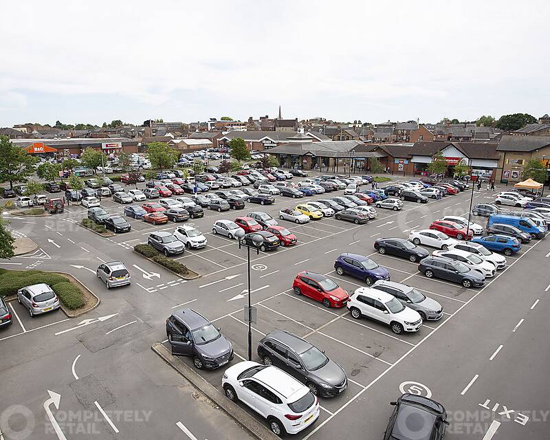 Unit 1, Holland Market & Winfrey Avenue Retail Park, Spalding - Picture 2025-07-10-17-03-26