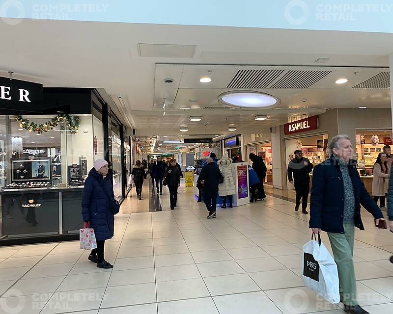 Unit 9, Mander Shopping Centre, Wolverhampton - Picture 2019-12-02-12-00-21