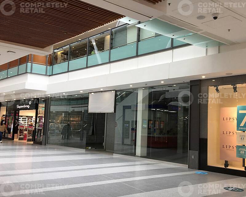 LR16 Centre West, East Kilbride Shopping Centre, East Kilbride - Picture 2021-08-06-11-32-43