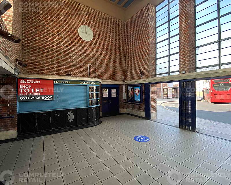 Kiosk, Sudbury Town Station, Wembley - Picture 2020-09-17-11-16-22