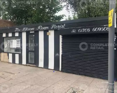 Unit 7, Gidea Park Rail Station, Gidea Park, Station Road Romford, RM2 6BX