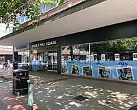 10-12 Mell Square