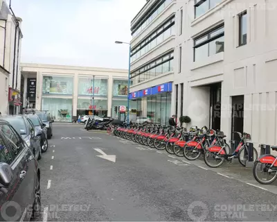 Unit A Montserrat Road, Putney High Street, London, Montserrat Road Greater London, SW15 1SR