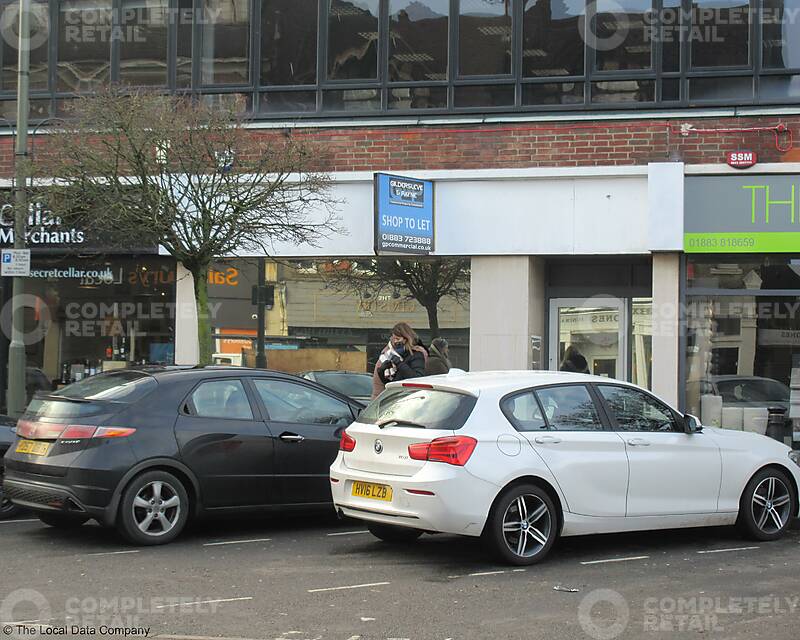 135 Station Road East, Oxted - Picture 2021-02-04-09-00-58