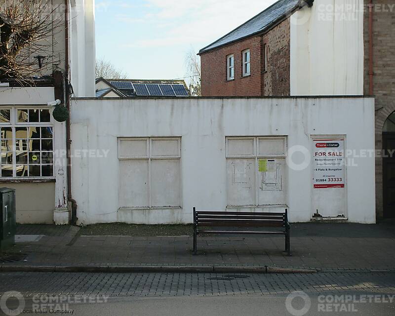 19 High Street, Cullompton - Picture 2021-02-04-09-02-56