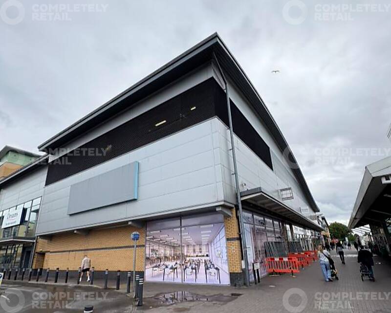 10 West Mall, Edmonton Green Shopping Centre, Edmonton - Picture 2026-10-21-10-30-59