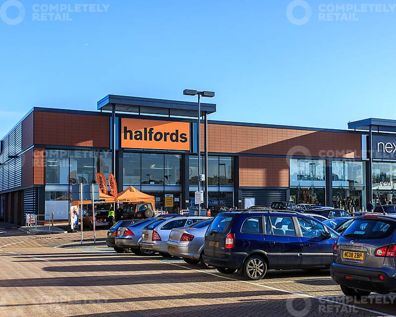 2A, Ladymead Retail Park, Guildford - Picture 2025-07-15-11-01-23