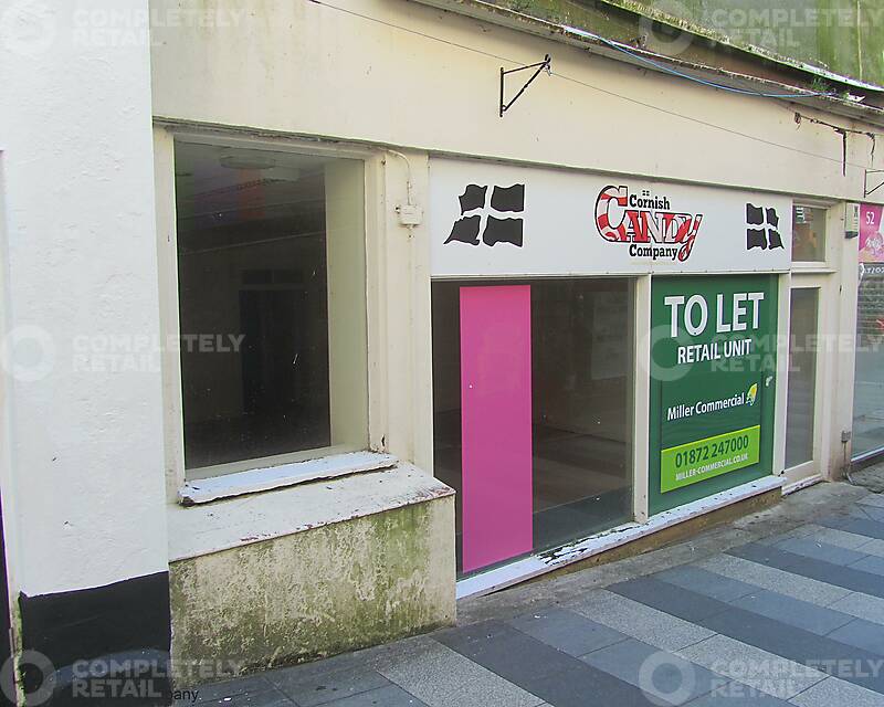 51 Aylmer Square, St Austell - Picture 2024-06-03-13-57-50