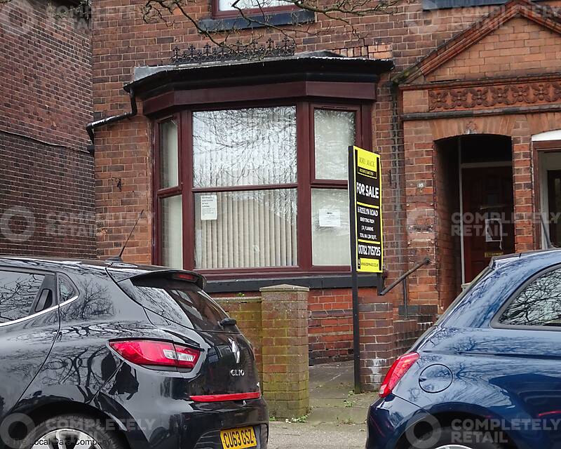 16 Rosslyn Road, Stoke-on-Trent - Picture 2021-05-05-14-29-19