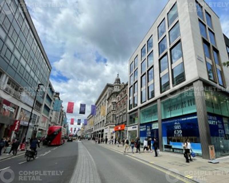 184-188 Oxford Street, City of London - Picture 2021-07-07-10-06-03
