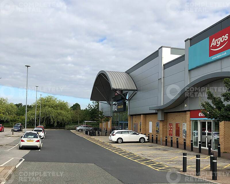 Unit 2, Three Lakes Retail Park, Selby - Picture 2021-08-13-17-26-59