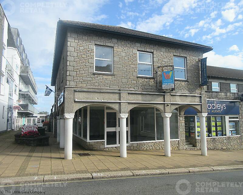 4 Regal Court, Saltash - Picture 2021-10-27-09-51-52