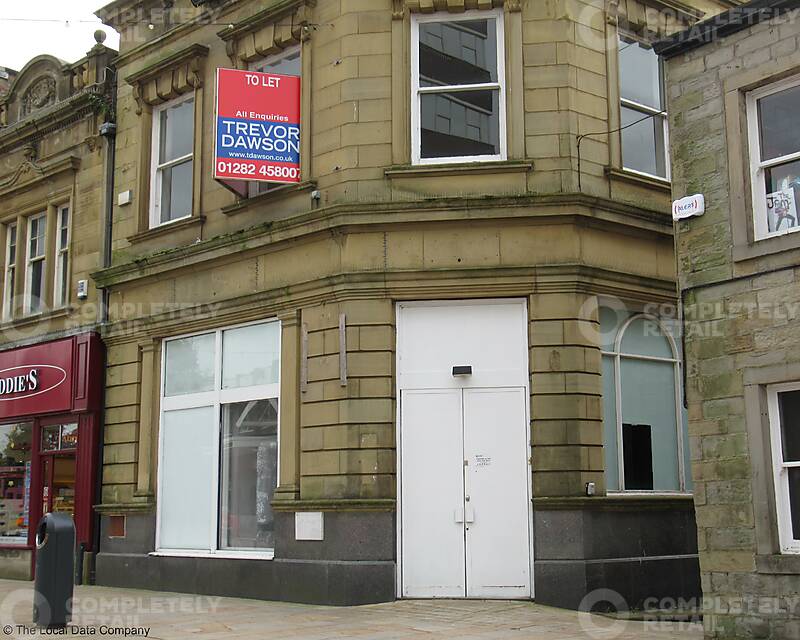 28 St. James's Street, Burnley - Picture 2021-11-16-07-30-17