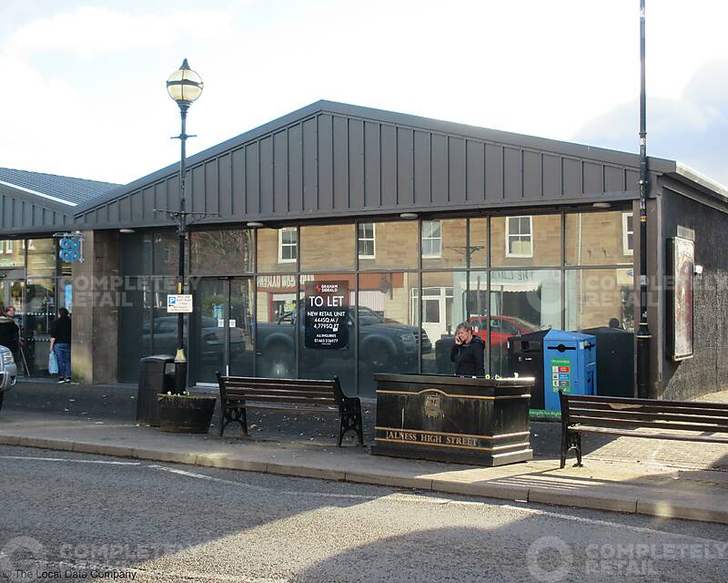 46 High Street, Alness - Picture 2021-11-16-08-00-47