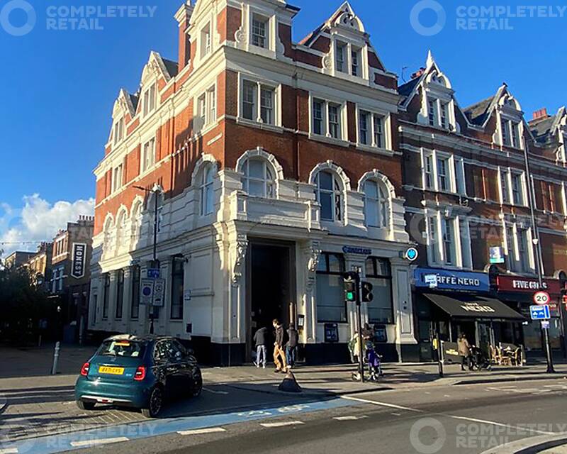 188 Clapham High Street, London - Picture 2022-04-14-17-07-31