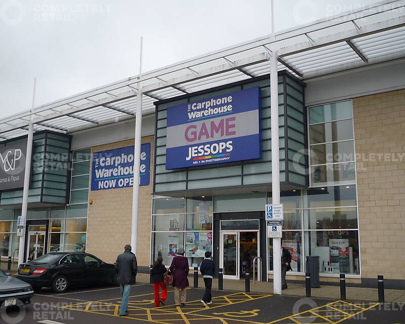 G1A,B,C, Brent South Shopping Park - Picture 1