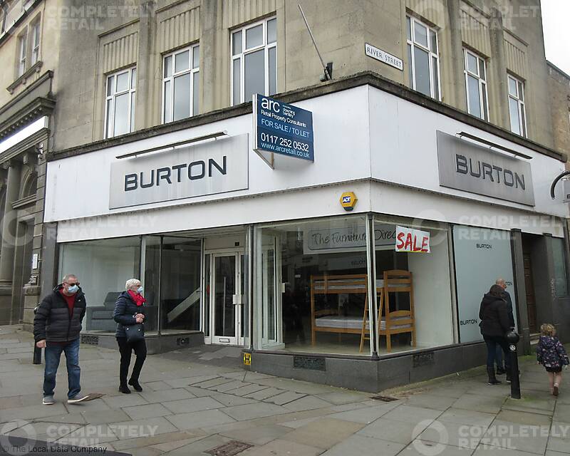 1-3 Market Place, Chippenham - Picture 2022-04-11-12-43-18