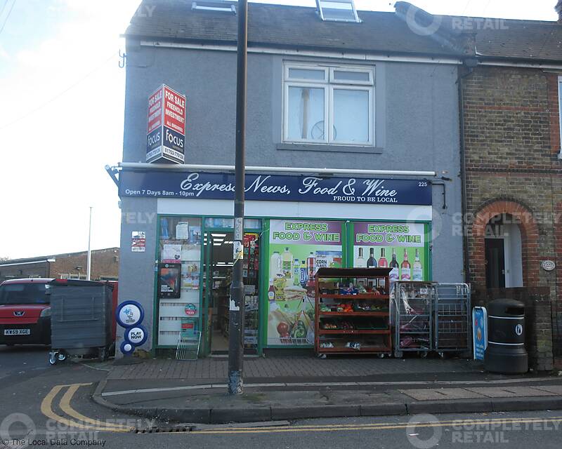 225 St. Leonards Road, Windsor - Picture 2022-05-03-15-25-02