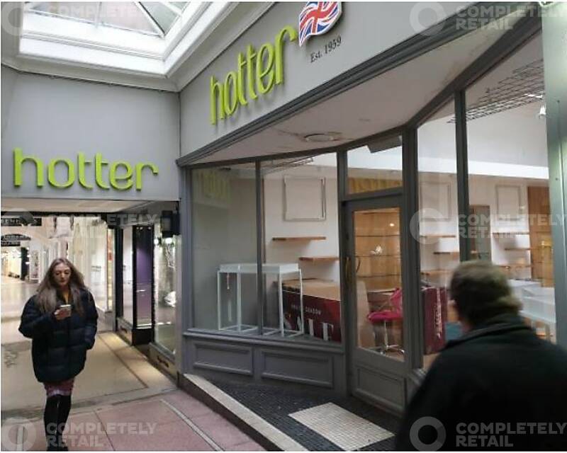 30 EASTGATE ROW SOUTH, Chester - Picture 2022-05-09-10-23-20