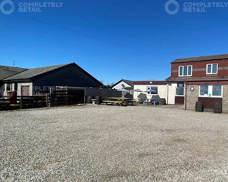 Shop to rent Scots Corner & Flat, School Road, Luthermuir