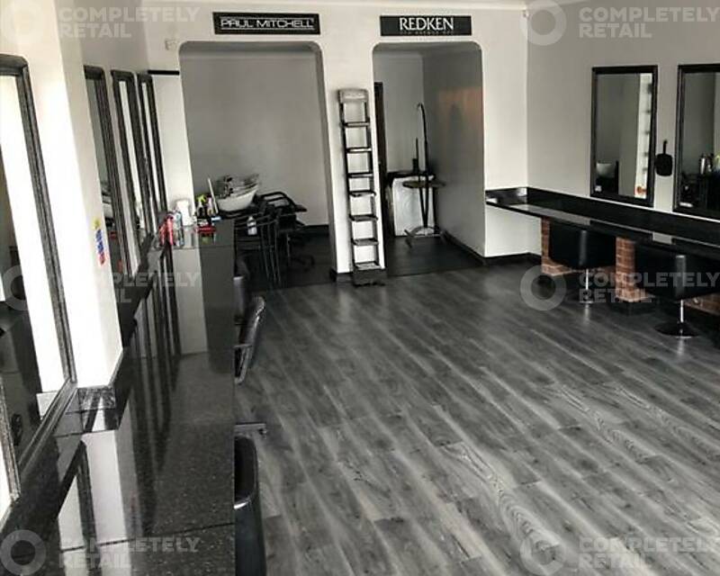 240 Yeading Lane, Hayes - Picture 2022-05-23-20-03-47