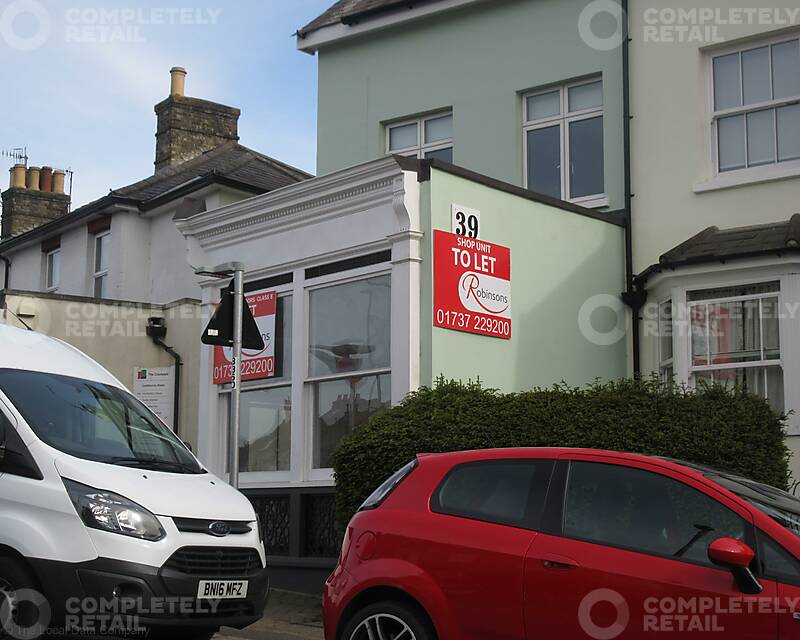 39 Lesbourne Road, Reigate - Picture 2022-06-15-13-28-00