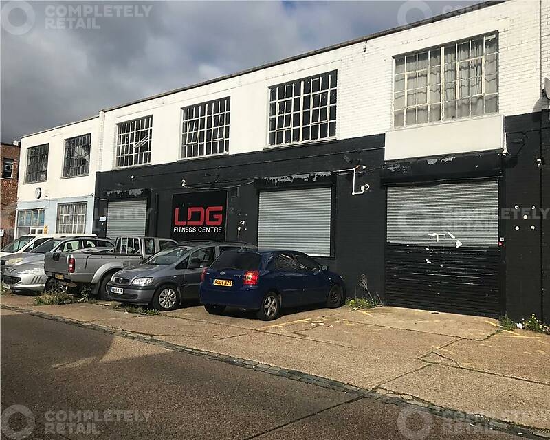 Bridge Close, Romford - Picture 2022-06-29-17-45-12