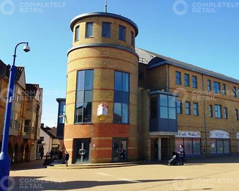 Shop to rent 3436 Bowen Road and 1123 Heralds Way, South Woodham