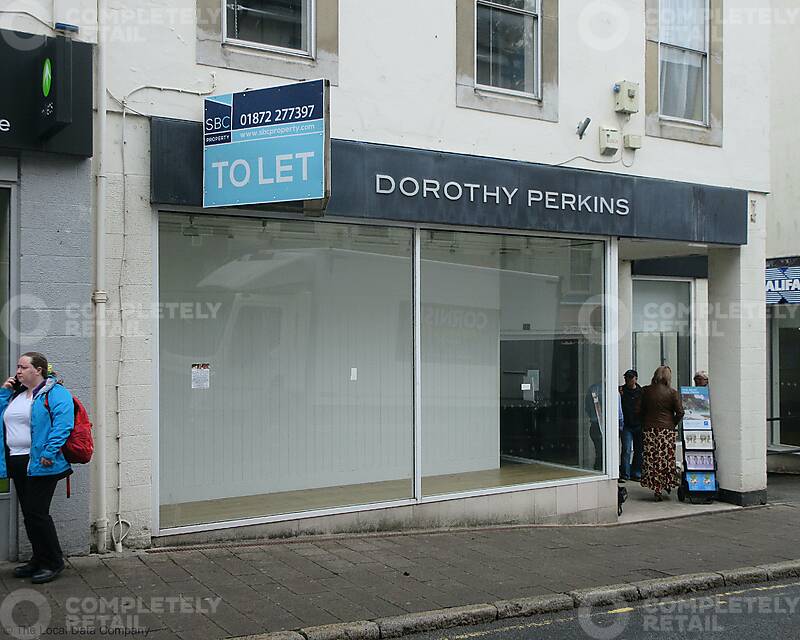 29-31 Fore Street, Bodmin - Picture 2022-07-04-18-45-23