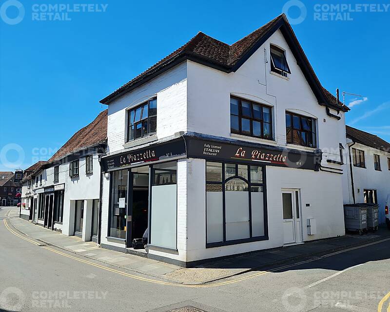 4 West Street, Midhurst - Picture 2022-08-16-10-57-13