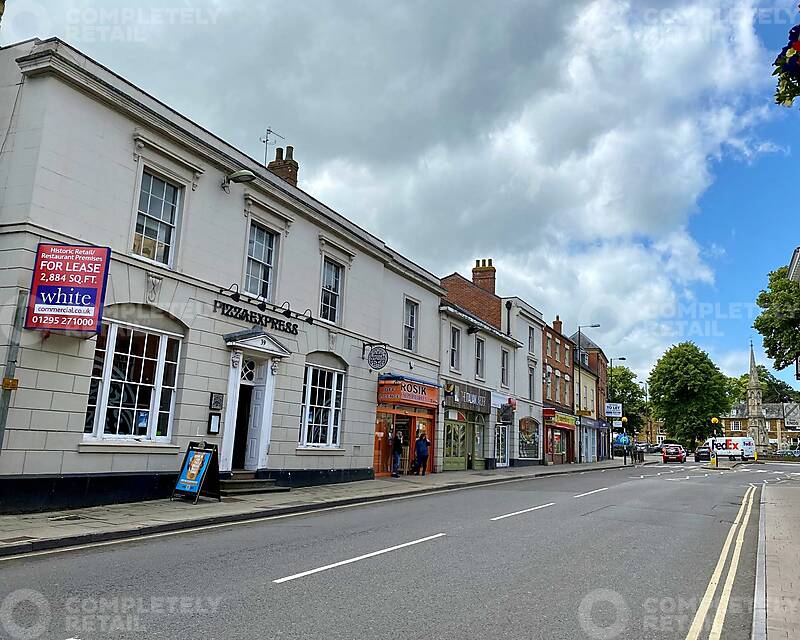 39 High Street, Banbury - Picture 2022-08-16-11-09-09