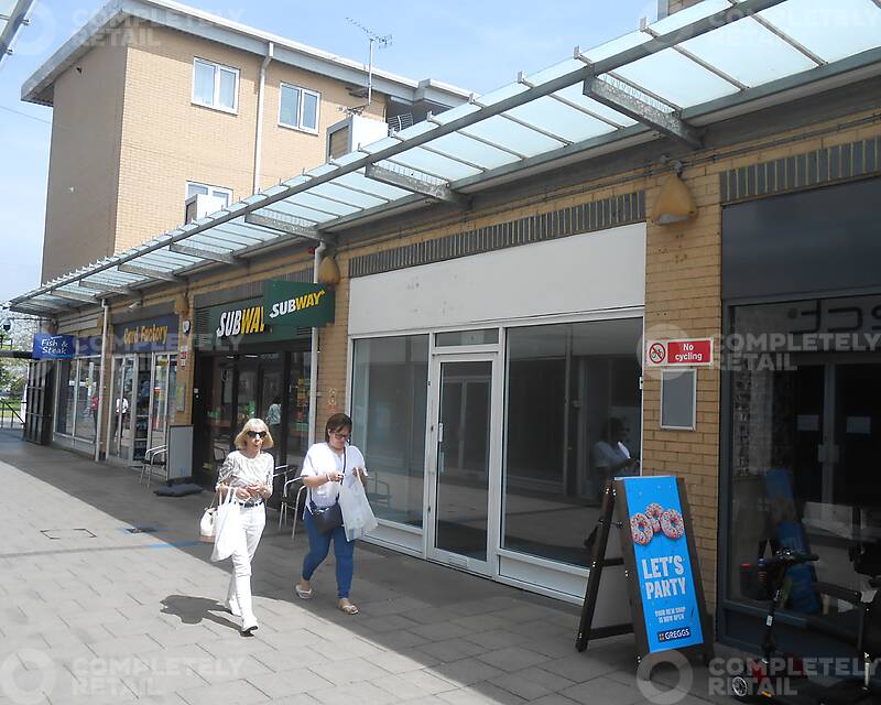 Unit 8 (18a), Riverside Shopping Centre, Erith - Picture 2024-05-13-16-53-07
