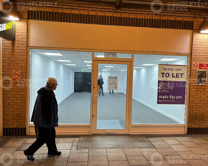Unit 8, Riverside Shopping Centre, Erith - Picture 2024-03-18-10-33-56