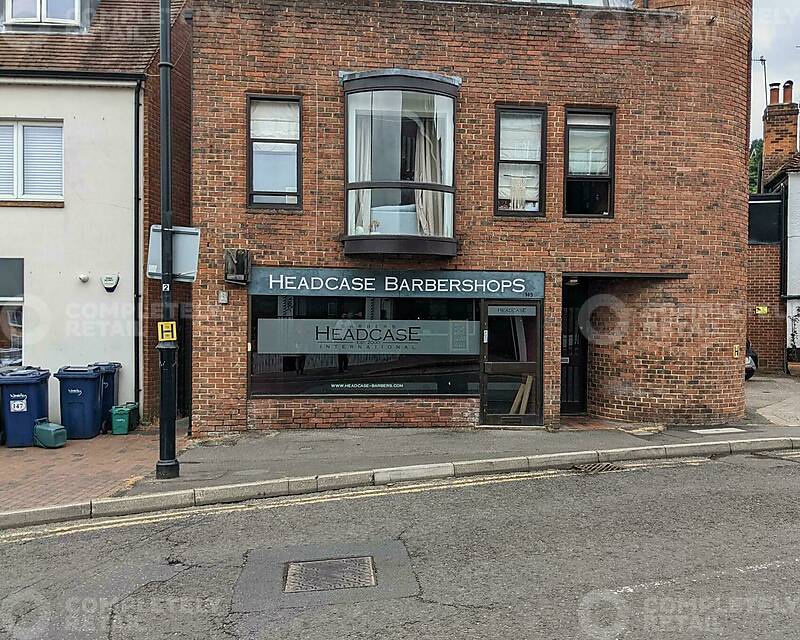 145 High Street, Godalming - Picture 2022-10-07-15-38-54