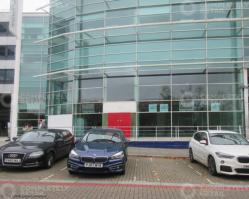 326 Midsummer Boulevard, Milton Keynes - Picture 2024-12-03-11-22-22