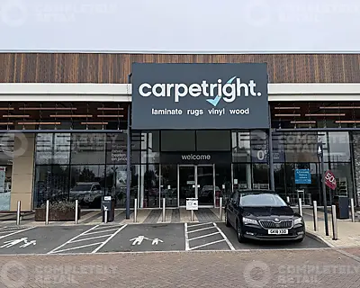 18, Elliott's Field Shopping Park