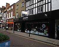 18-20 Thames Street