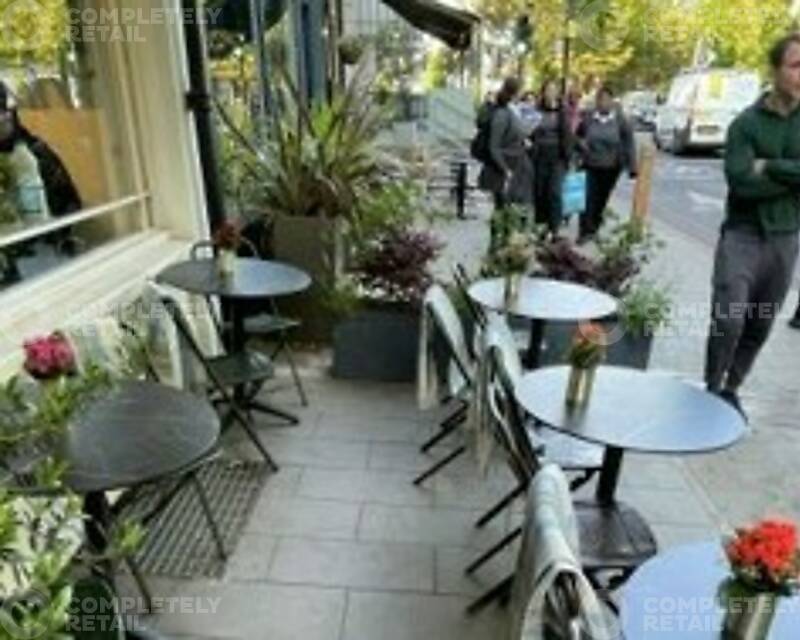 32 Bellevue Road, Wandsworth Common, London SW17 7EF, Wandsworth - Picture 2023-06-14-10-36-33