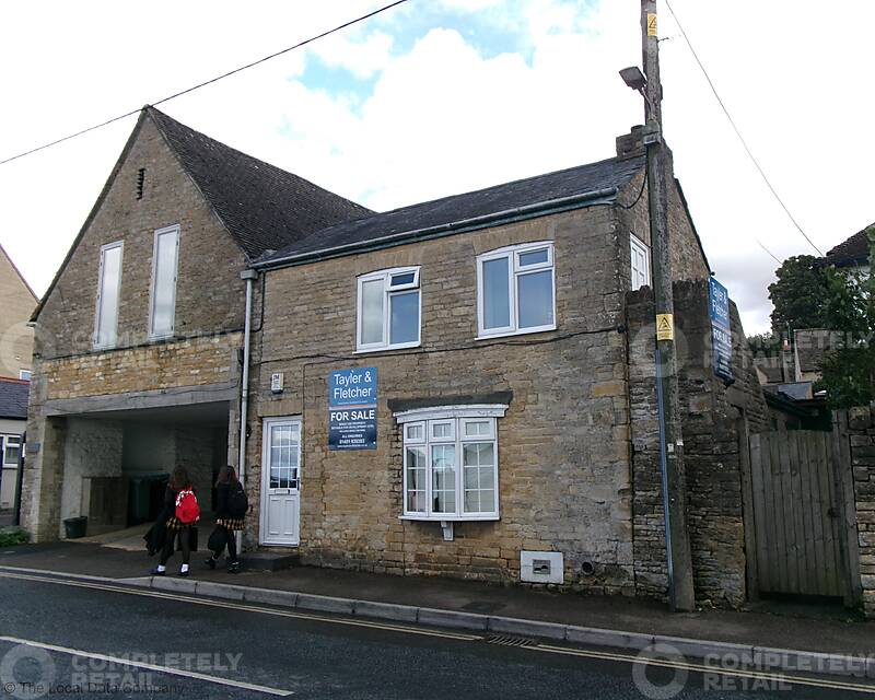 Chipping Norton, Albion Street, Chipping Norton - Picture 2024-10-22-11-59-58