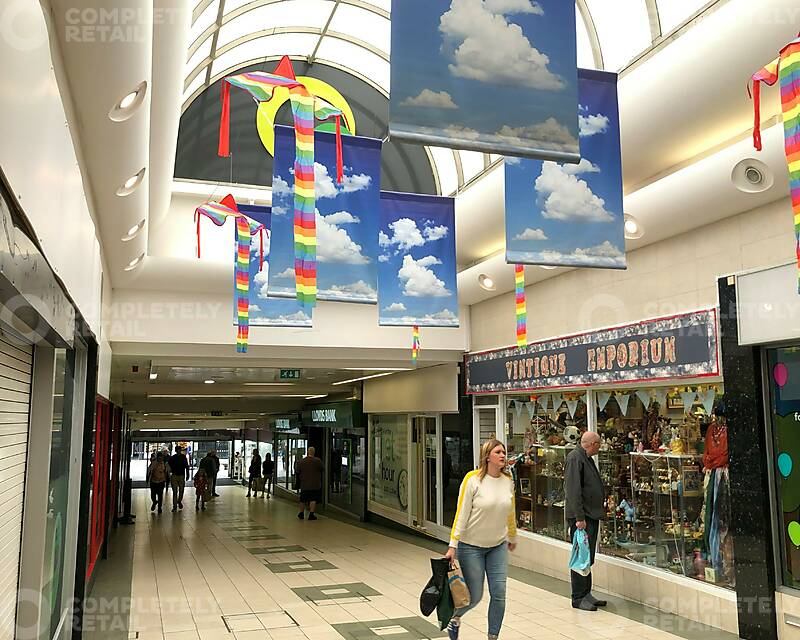 Unit 7, Queen Street Shopping Centre, Darlington - Picture 2023-12-20-10-02-54