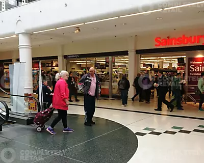 4 Brunel Plaza