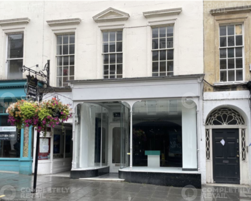 32 Milsom Street, Bath - Picture 2024-09-13-14-43-54