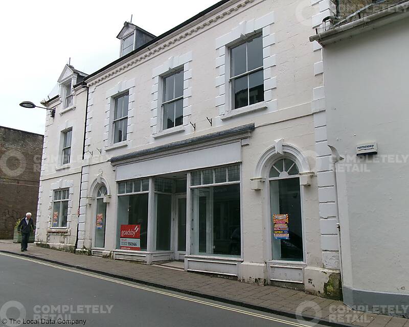 38 High Street, Shaftesbury - Picture 2024-05-17-10-43-45