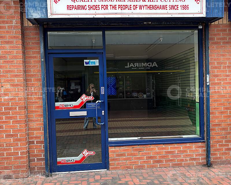 Unit 3 Hale Top, Wythenshawe Town Centre, Manchester - Picture 2025-08-29-14-06-30